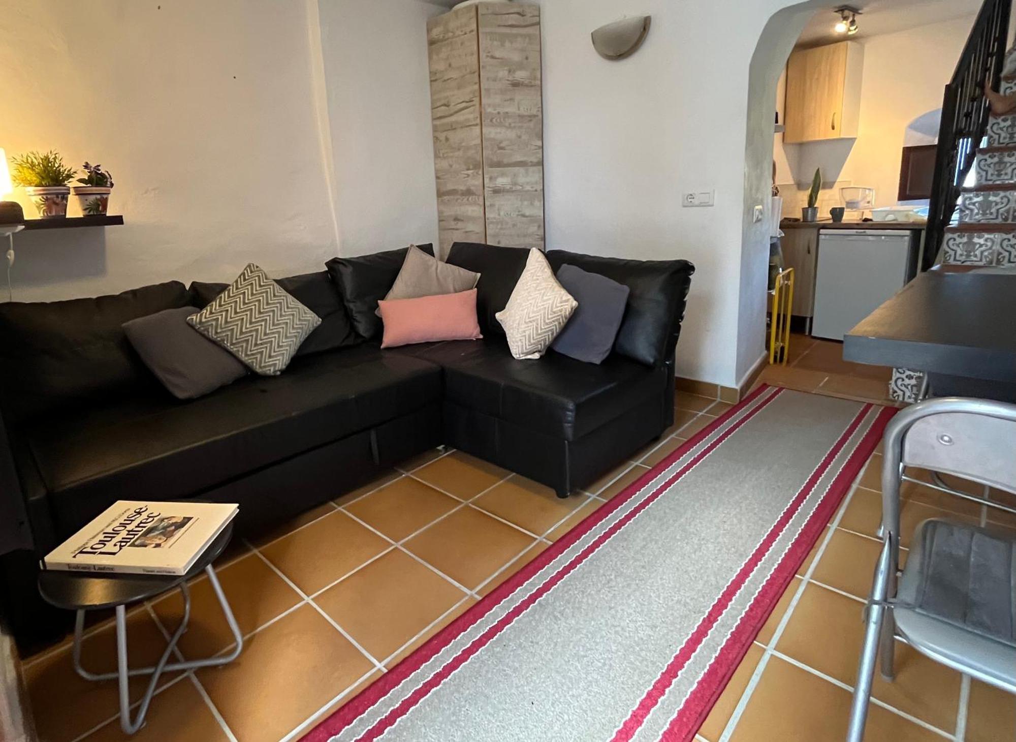 Tiny Spanish House 카사레스 외부 사진