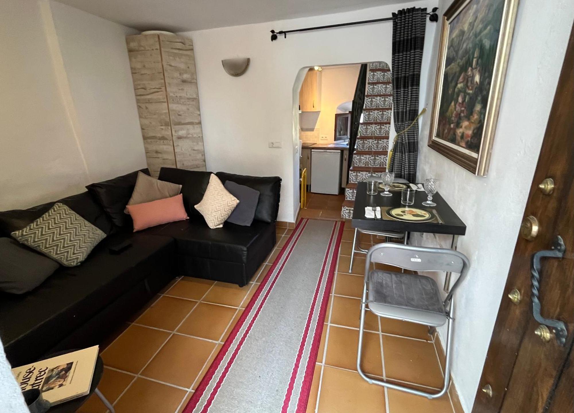 Tiny Spanish House 카사레스 외부 사진